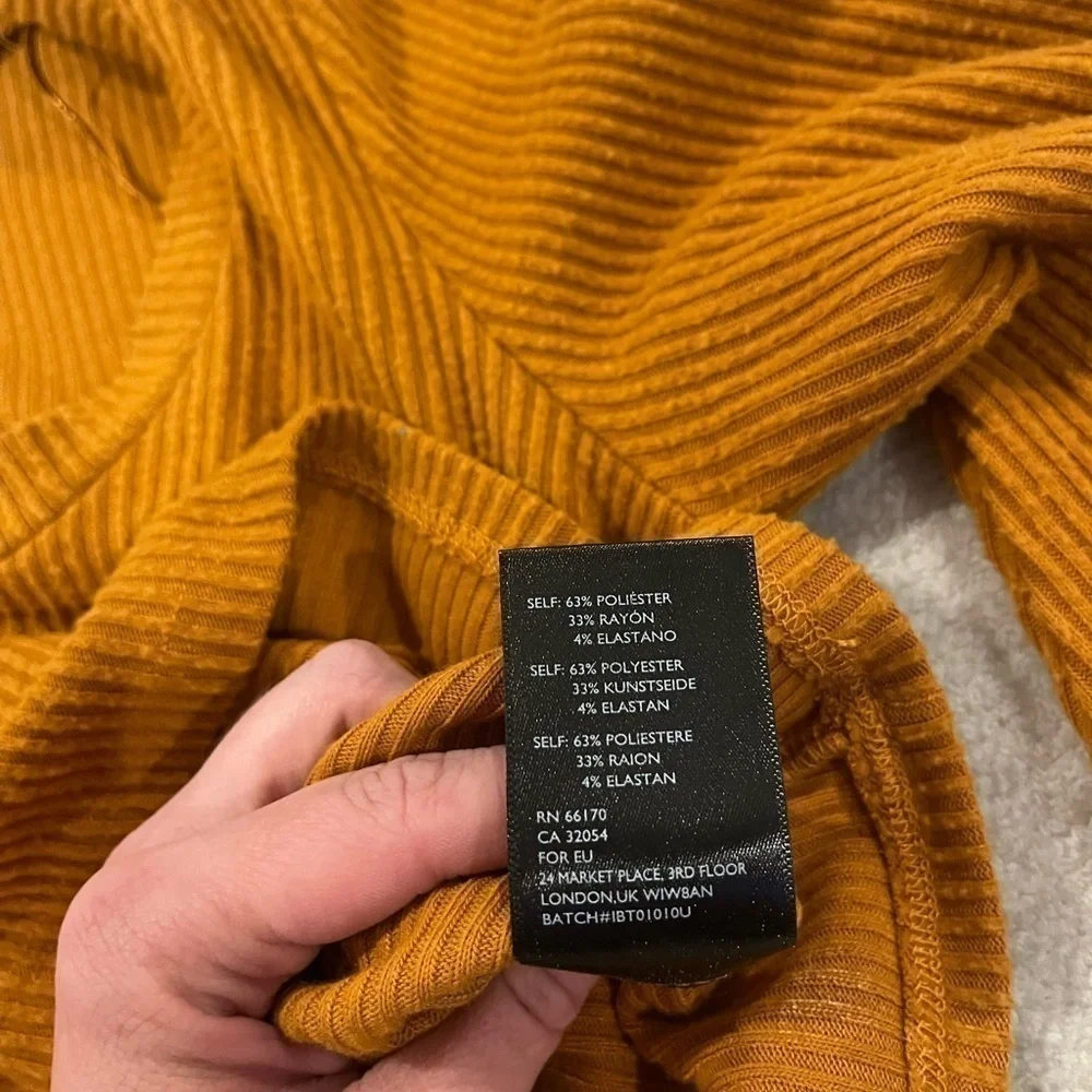 Rust Orange Bell Sleeve Urban Outfitters Out From Under Longsleeve - Picture 5 of 7